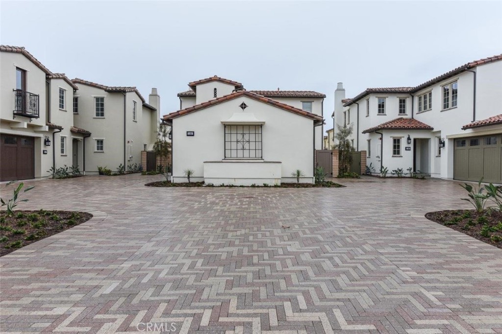 Sea Summit - Residential Lease