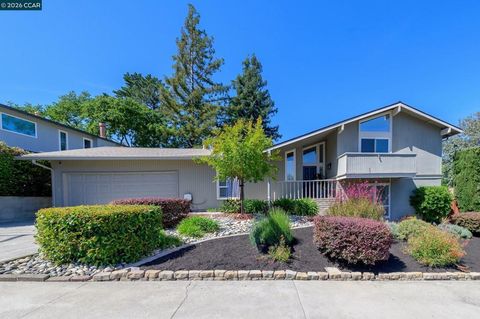 Photo of 1445 Ramsay Circle, Walnut Creek, CA 94597 (MLS # 41131505)