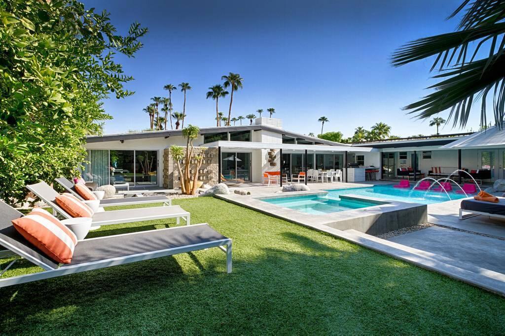 769 W Crescent Drive