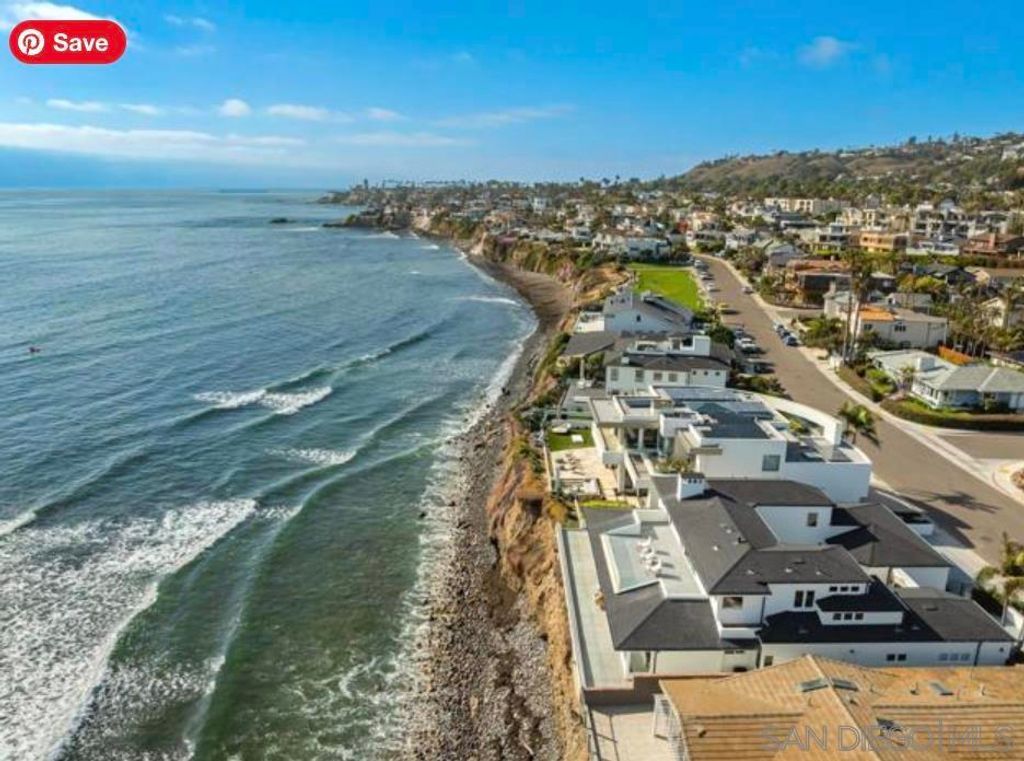 Photo of 5366 Calumet Ave Ave, La Jolla, CA 92037 (MLS # 250042060SD)