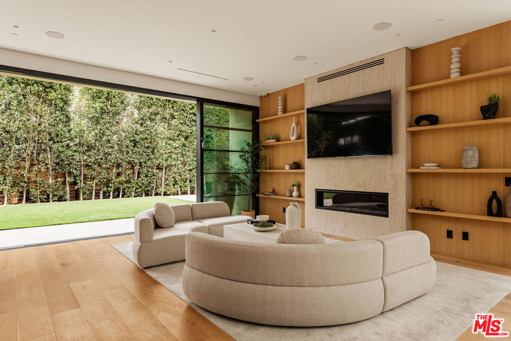 11937 Addison Street