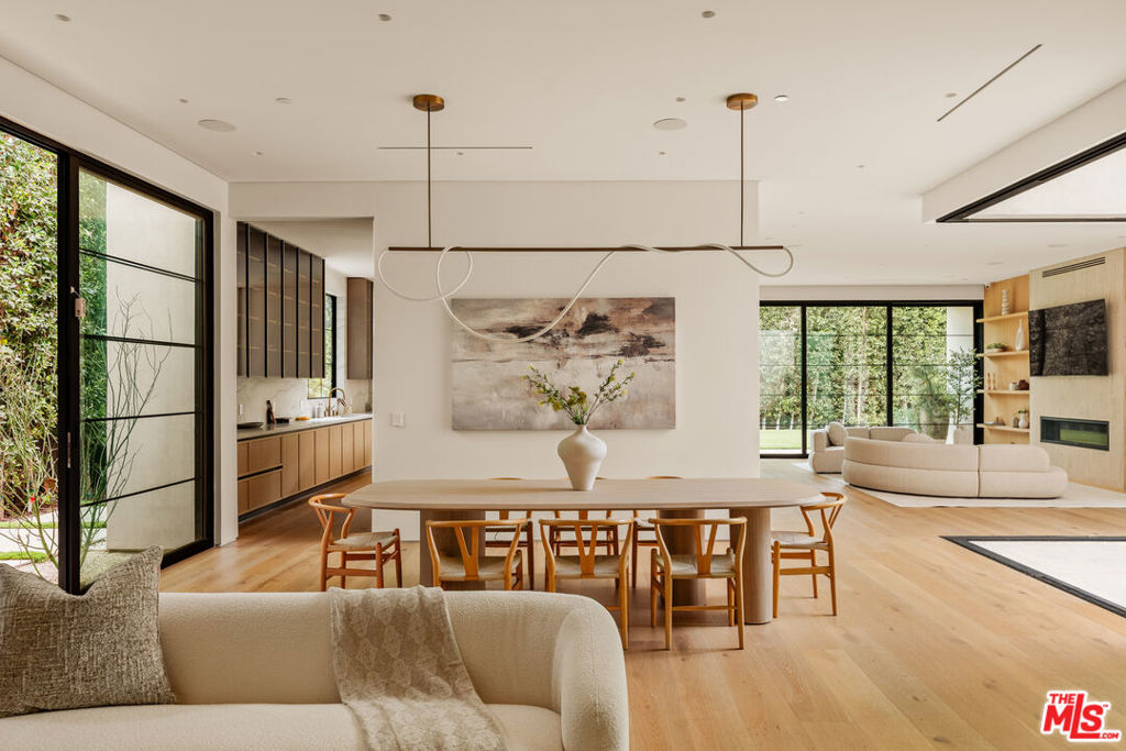 11937 Addison Street