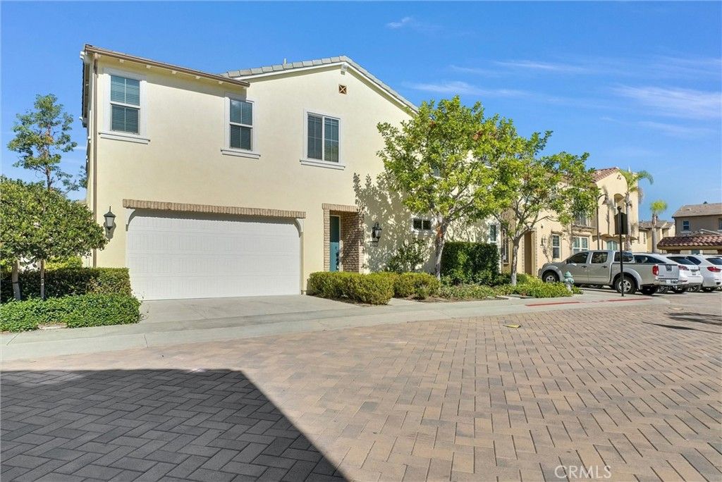 Photo of 3515 Gardenia Ln, Brea, CA 92823 (MLS # TR25255057)