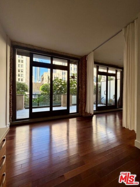 Photo of 460 S Spring Street #205, Los Angeles, CA 90013 (MLS # 26666301)