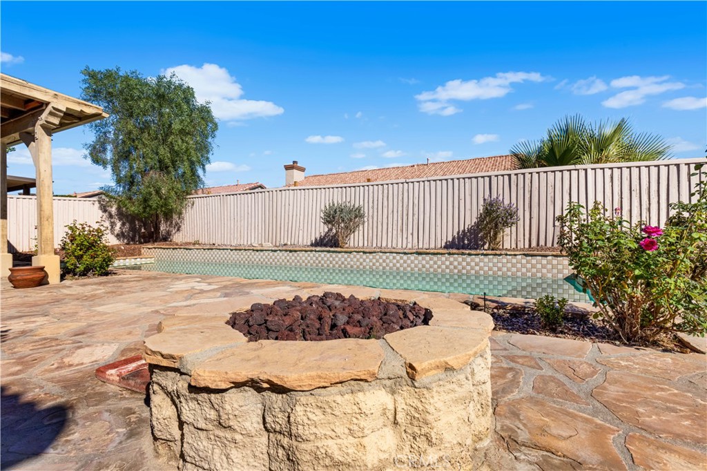 Thousand Palms (32004) - Residential