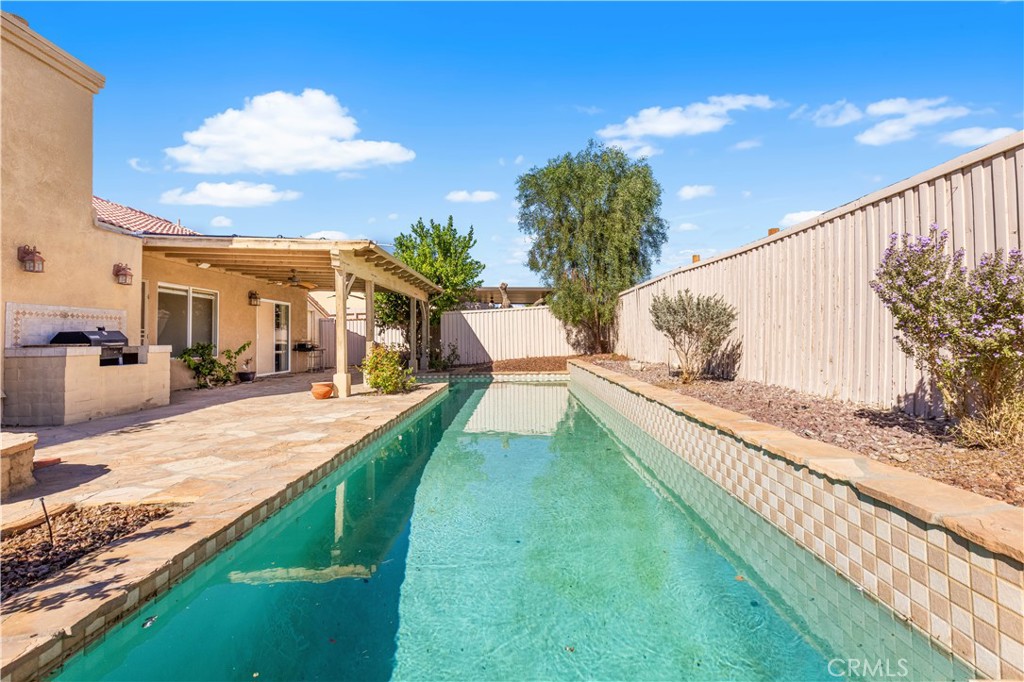 Thousand Palms (32004) - Residential