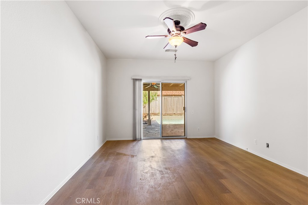 Thousand Palms (32004) - Residential