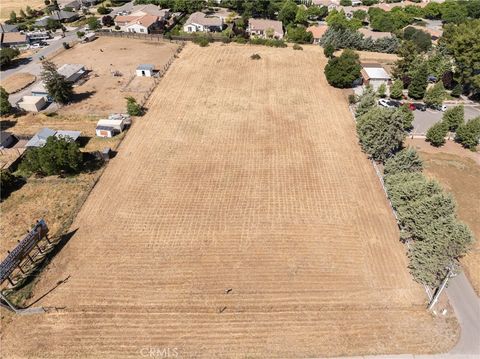 Tiny photo for 2400 Ramona Road Rd, Atascadero, CA 93422 (MLS # NS26024267)