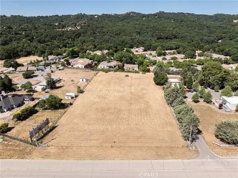Tiny photo for 2400 Ramona Road Rd, Atascadero, CA 93422 (MLS # NS26024267)