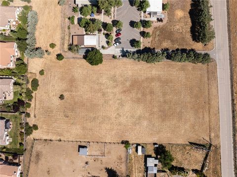 Tiny photo for 2400 Ramona Road Rd, Atascadero, CA 93422 (MLS # NS26024267)