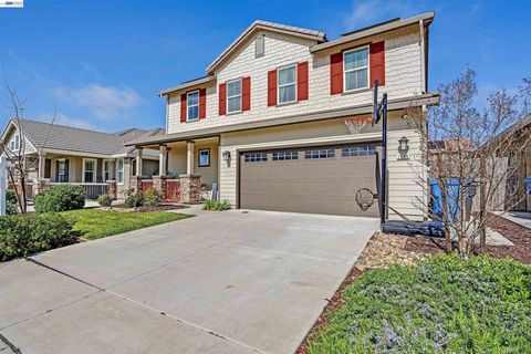 Photo of 1589 Friendly Street ST, Manteca, CA 95337 (MLS # 41134266)
