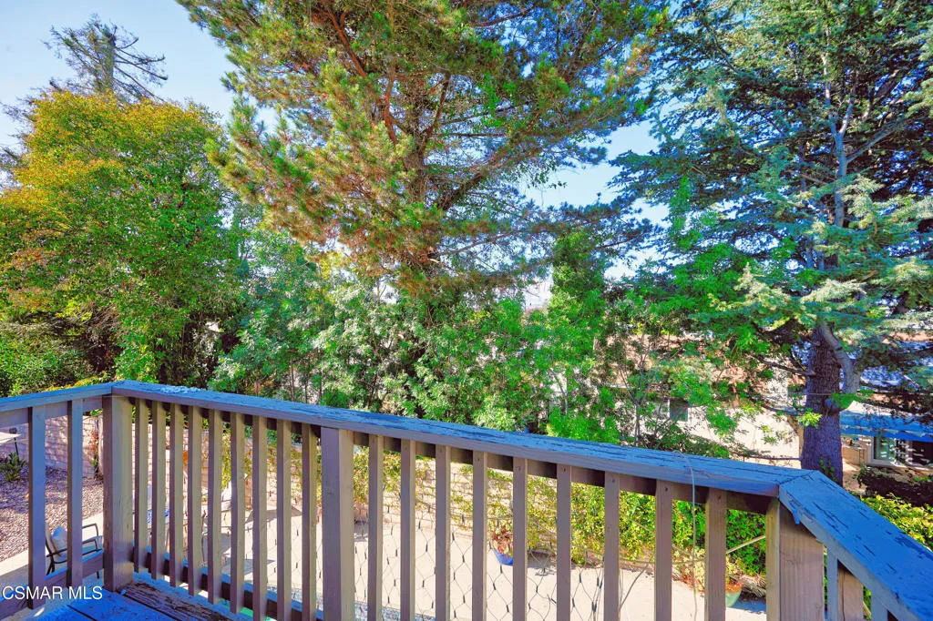 Newbury Park, California 91320, United States, 4 Bedrooms Bedrooms, ,3 BathroomsBathrooms,Residential,Active,215777