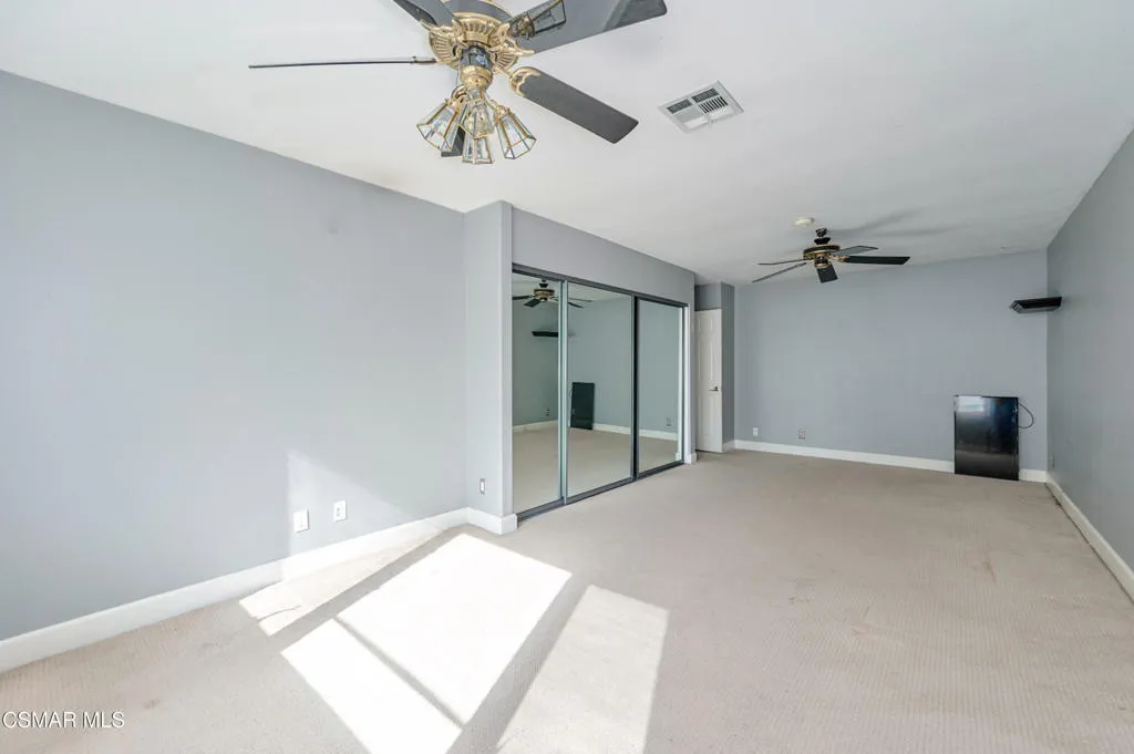 Newbury Park, California 91320, United States, 4 Bedrooms Bedrooms, ,3 BathroomsBathrooms,Residential,Active,215777