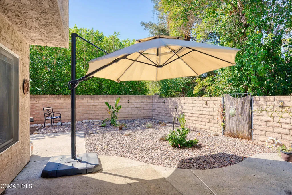 Newbury Park, California 91320, United States, 4 Bedrooms Bedrooms, ,3 BathroomsBathrooms,Residential,Active,215777