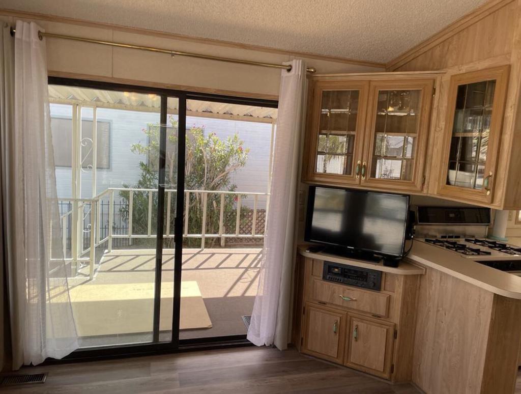 Not Applicable-1 - Manufactured In Park