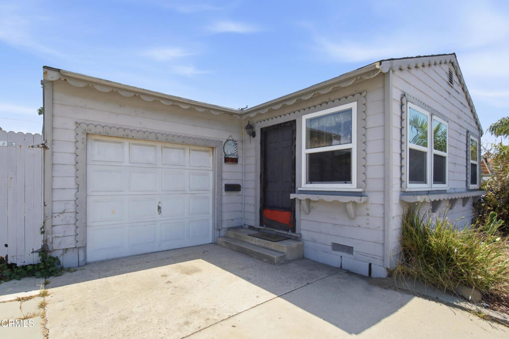 2385 Pierpont Boulevard
