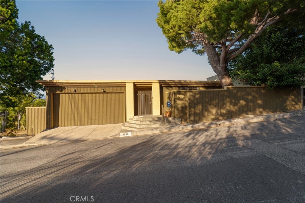 Photo 1 of 20 — 3230 Wrightwood, Studio City, CA 91604