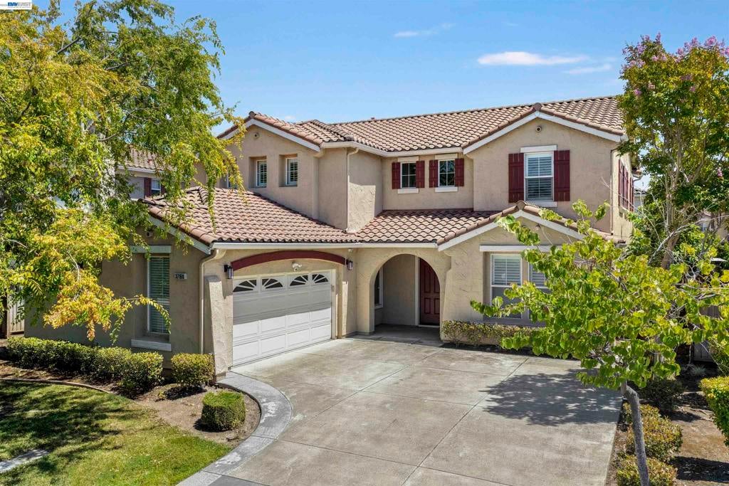 37160 Aleppo Dr