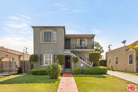 Photo of 1722 W 79th Street, Los Angeles, CA 90047 (MLS # 25606031)