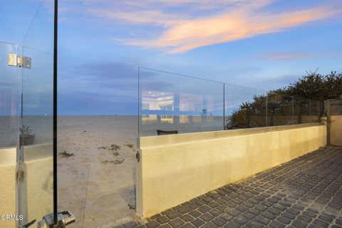Tiny photo for 3541 Ocean Drive, Oxnard, CA 93035 (MLS # V1-37335)