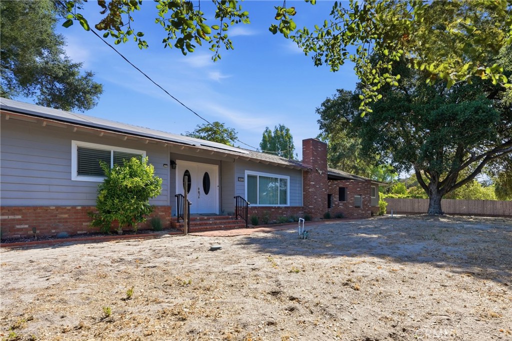 3855 Colima
