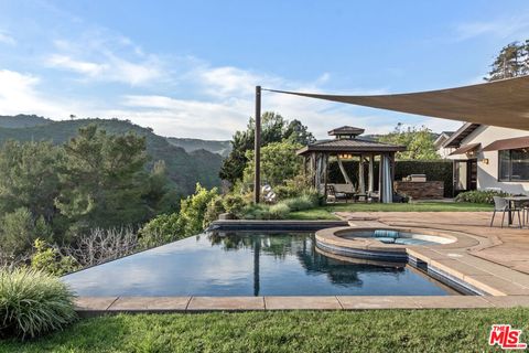 Photo of 2473 La Condesa Drive, Los Angeles, CA 90049 (MLS # 26651563)