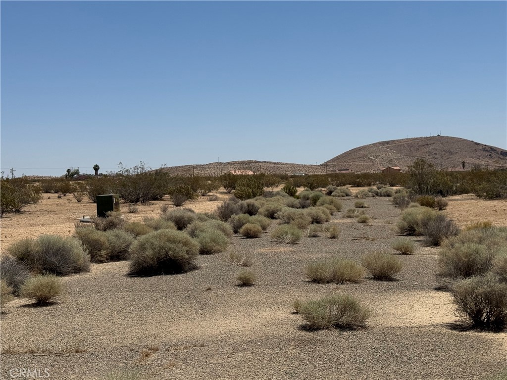 Great opportunity to build your dream home on this spacious residential lot. Electric is already at the property, and other utilities are conveniently close by. Enjoy the peace and relaxation of your own custom-built home