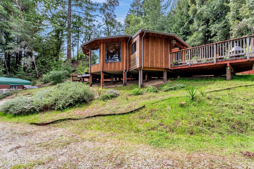12845 Love Creek Road