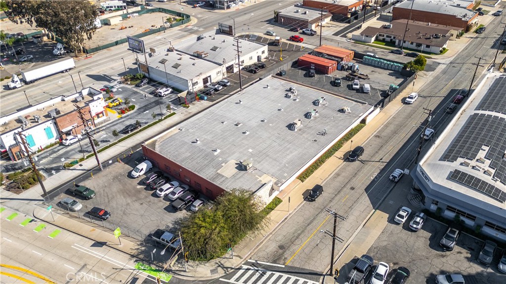 5565 5575 Sheila Street