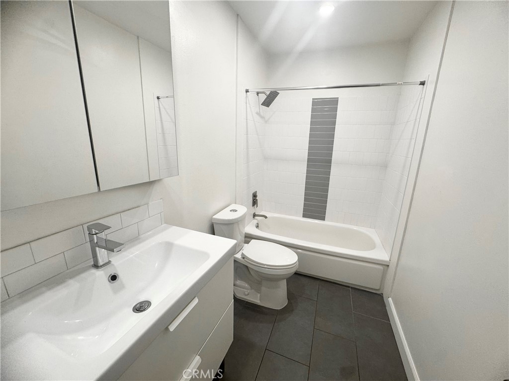 Fullerton Apartments - Residential Lease