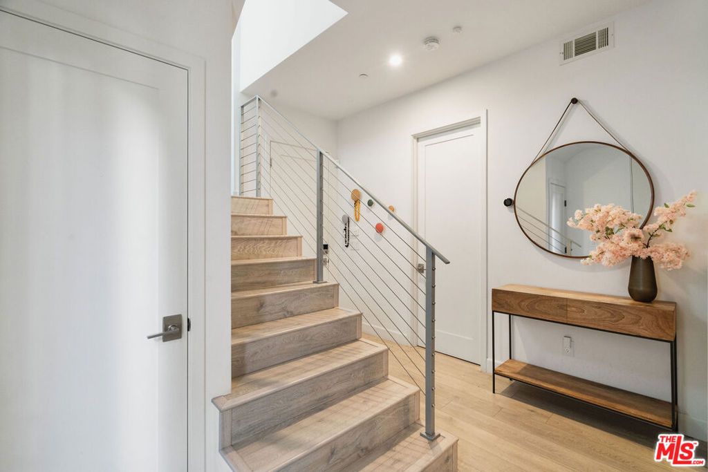Photo of 1752 Stoner Avenue, Los Angeles, CA 90025 (MLS # 25586519)