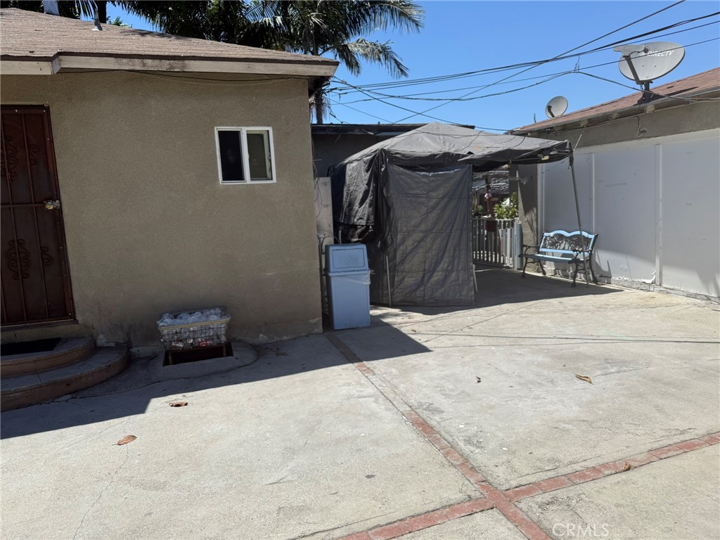 817 W Arbutus Street A