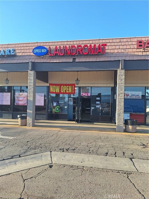 Photo of 1308 E. Florida Avenue, Hemet, CA 92544 (MLS # SW26200226)