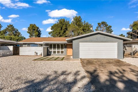 Photo of 14147 Arrowhead Drive, Victorville, CA 92395 (MLS # DW25238868)