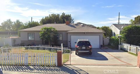 Photo of 1003 Corinthian Way, Pomona, CA 91768 (MLS # DW25228032) Photo of 1003 Corinthian Way, Pomona, CA 91768 (MLS # DW25228032)