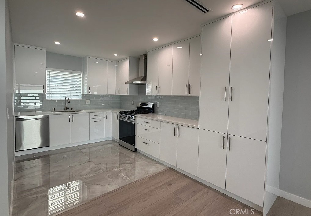 Properties 1 8322 Sharp Avenue