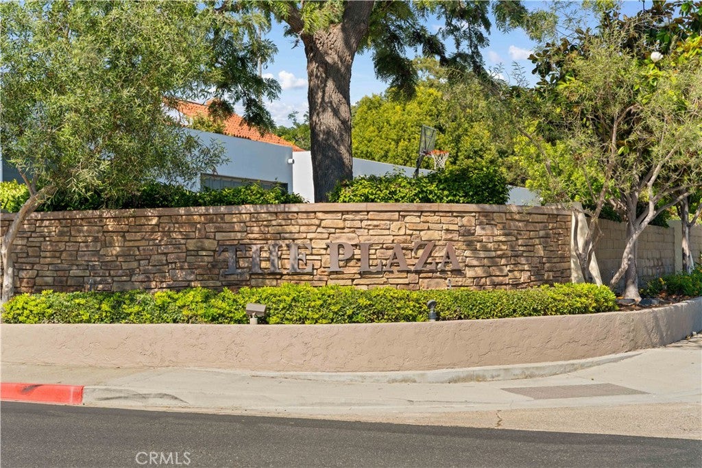 2326 Vista Hogar, Newport Beach CA 92660 - Photo 42