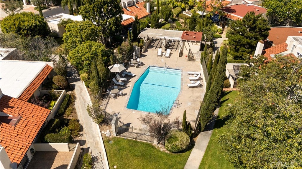 2326 Vista Hogar, Newport Beach CA 92660 - Photo 45
