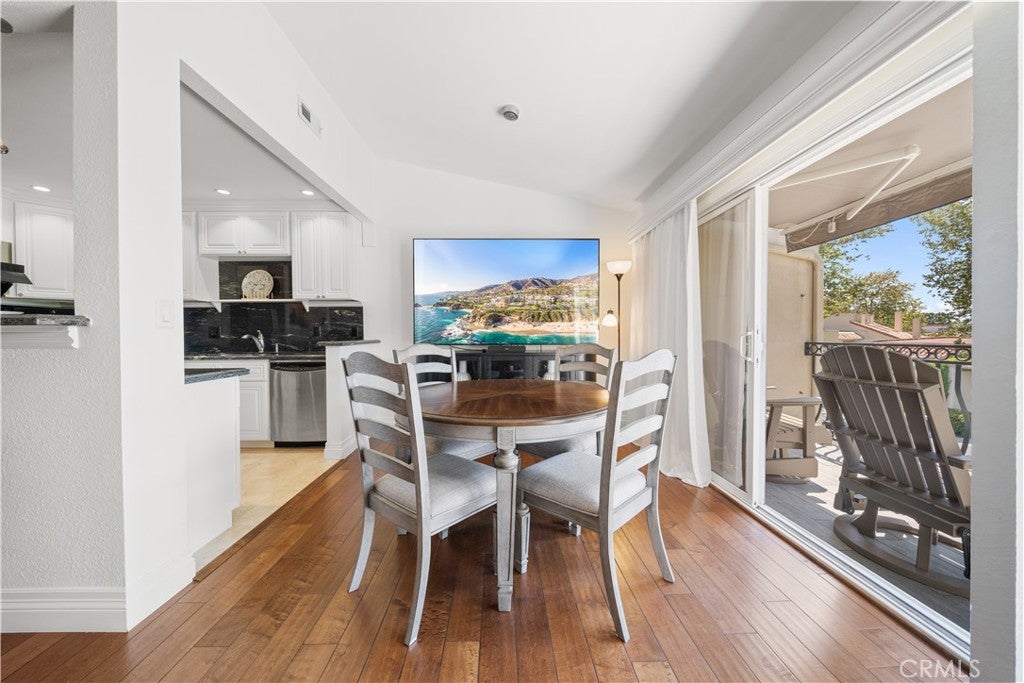 2326 Vista Hogar, Newport Beach CA 92660 - Photo 12