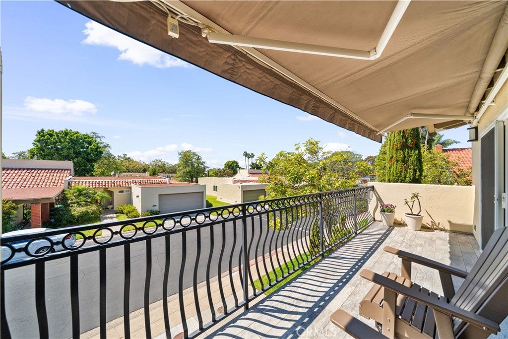 2326 Vista Hogar, Newport Beach CA 92660 - Photo 36