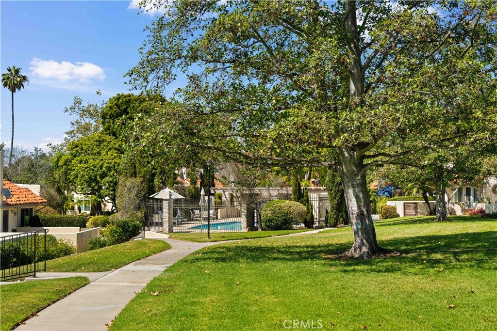 2326 Vista Hogar, Newport Beach CA 92660 - Photo 43