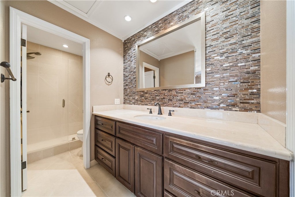2326 Vista Hogar, Newport Beach CA 92660 - Photo 17