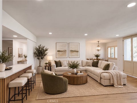 Tiny photo for 4915 Tyrone AVE #325, Sherman Oaks, CA 91423 (MLS # SR26225627)