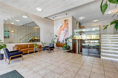 Tiny photo for 4915 Tyrone AVE #325, Sherman Oaks, CA 91423 (MLS # SR26225627)
