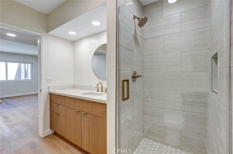 Tiny photo for 4915 Tyrone AVE #325, Sherman Oaks, CA 91423 (MLS # SR26225627)