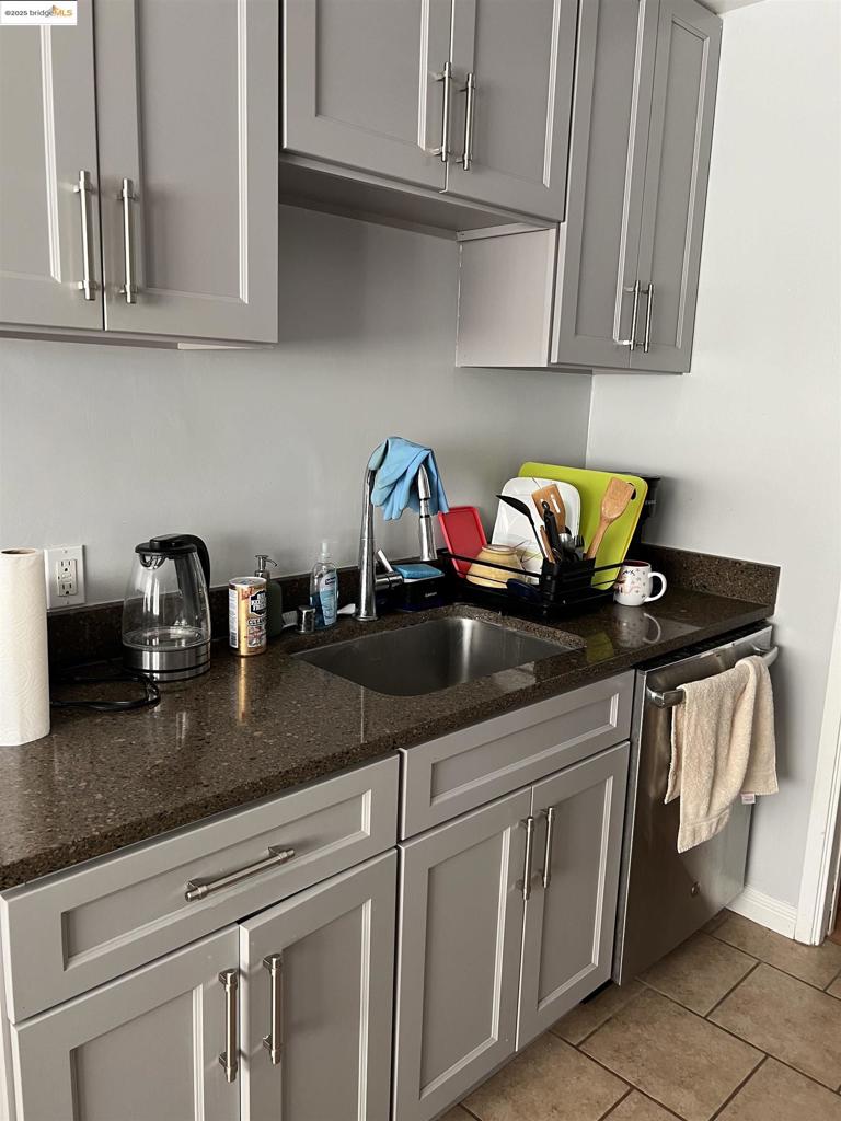 ELMWOOD - Residential Lease