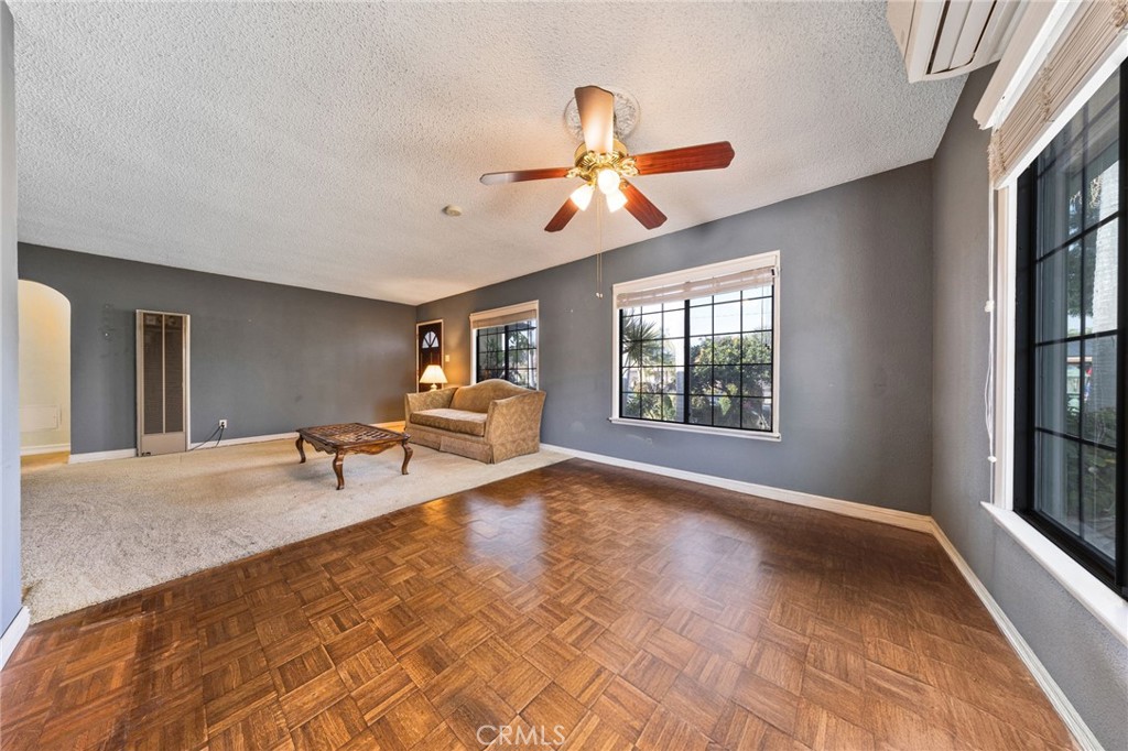 TR 715 LOT 32 - Residential