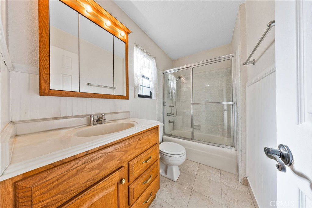 TR 715 LOT 32 - Residential