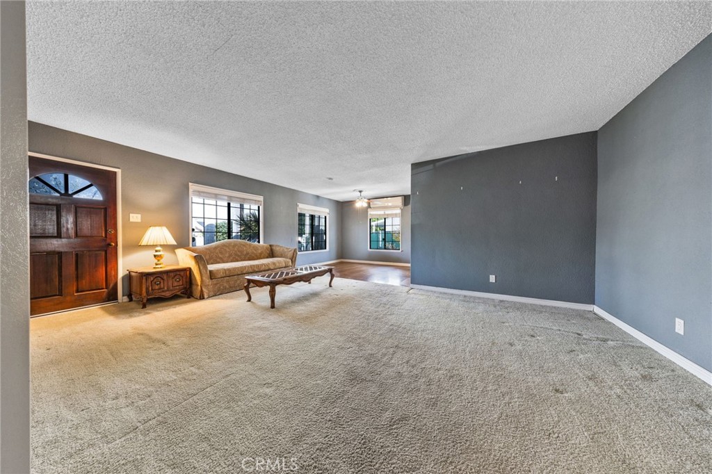 TR 715 LOT 32 - Residential