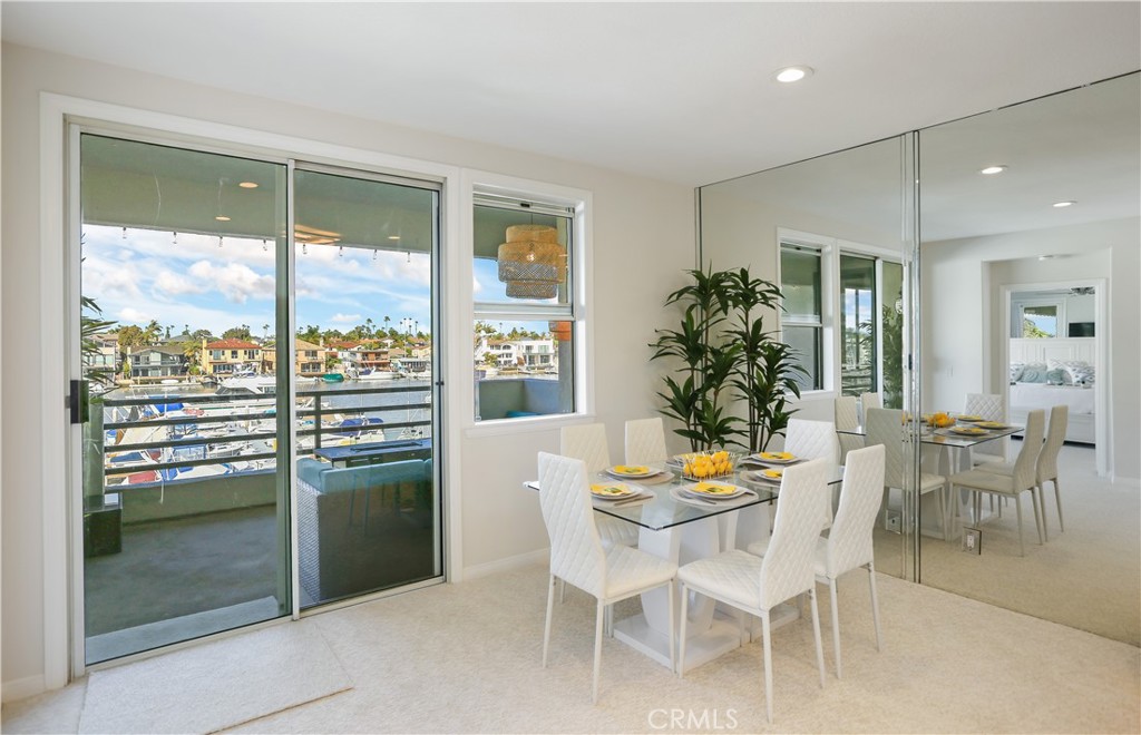 4165 Warner Avenue 202